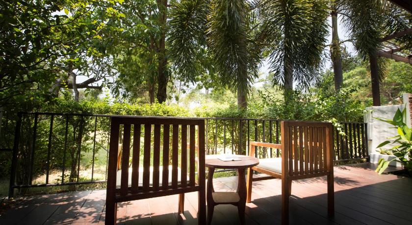 Image of Family Triple Suite 9