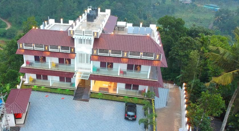 Best Price On Lake Forest Resort In Munnar Reviews