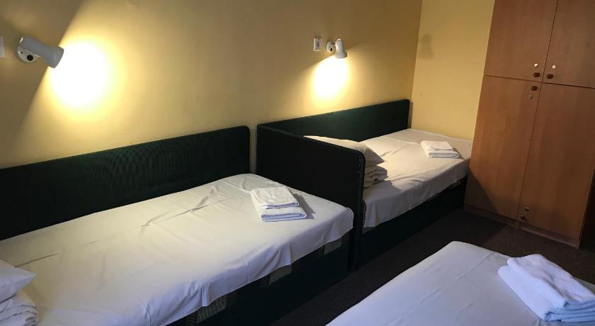 Hotel 18 photo