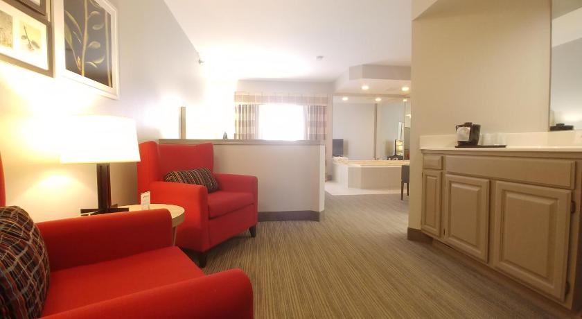 Country Inn & Suites By Radisson, Freeport, Il