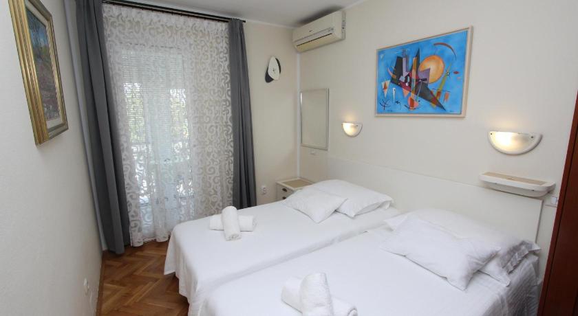 Room Roma — Hotel in Rovinj