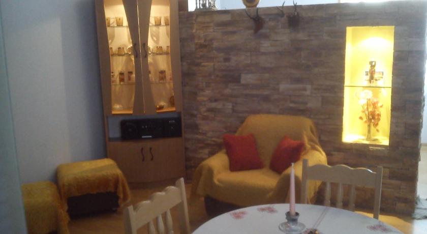 Rila Apartment — Hotel in Samokov