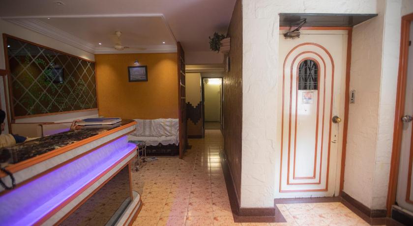 HOTEL PLATINUM COLABA