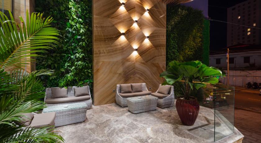 Senia Hotel photo