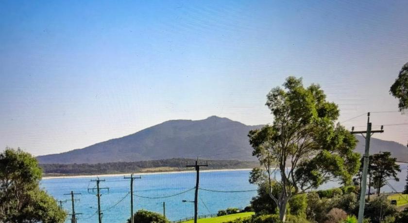 Bermagui Beach Apartment — Hotel in Bermagui