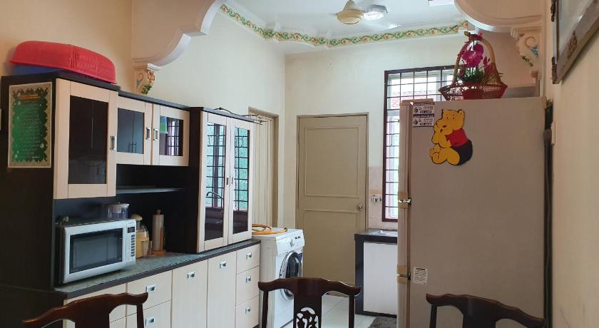Cempaka Residence Homestay photo