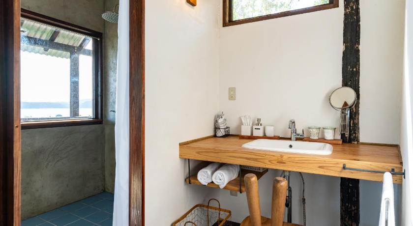 Tree-house Hotel Morinosubako photo