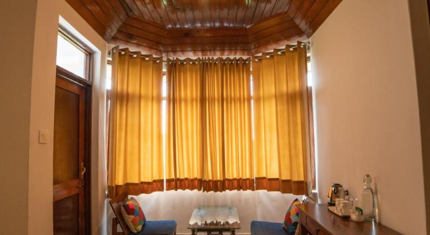 Alt Life Hostels- Dharamkot (Mcleodganj)