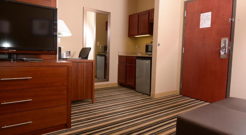 Comfort Suites Waco North - Near University Area