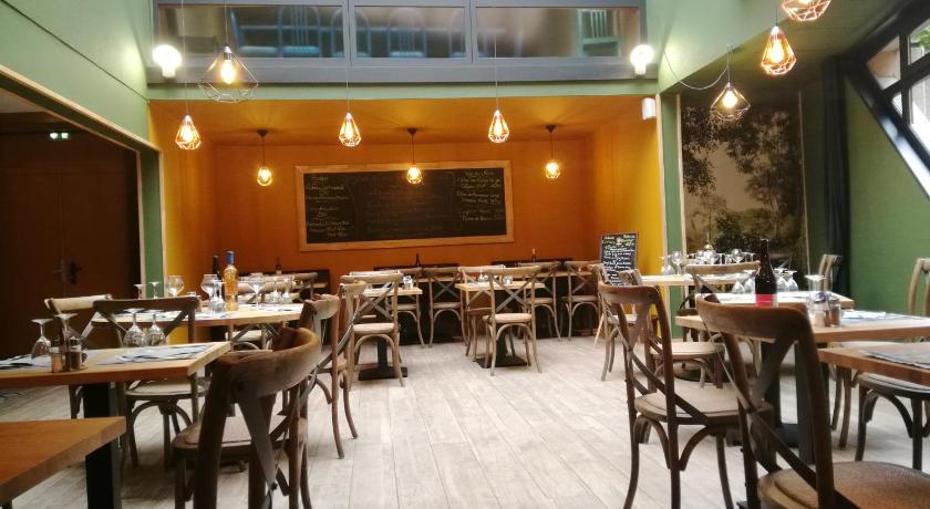 蒙隆莱班 HOTEL RESTAURANT CIRIUS 2星级 酒店 设施