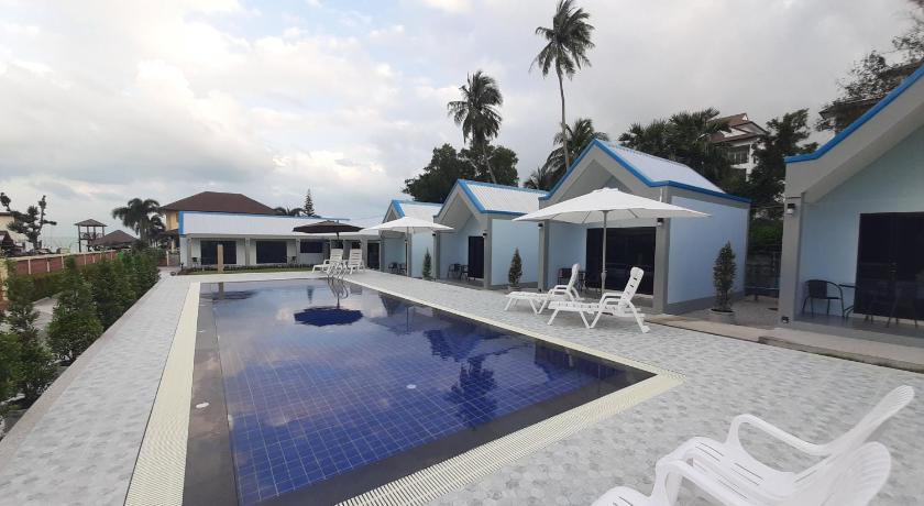 CC Beach Resort photo