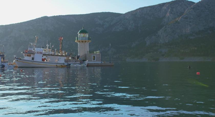 Antikyra Beach Hotel photo