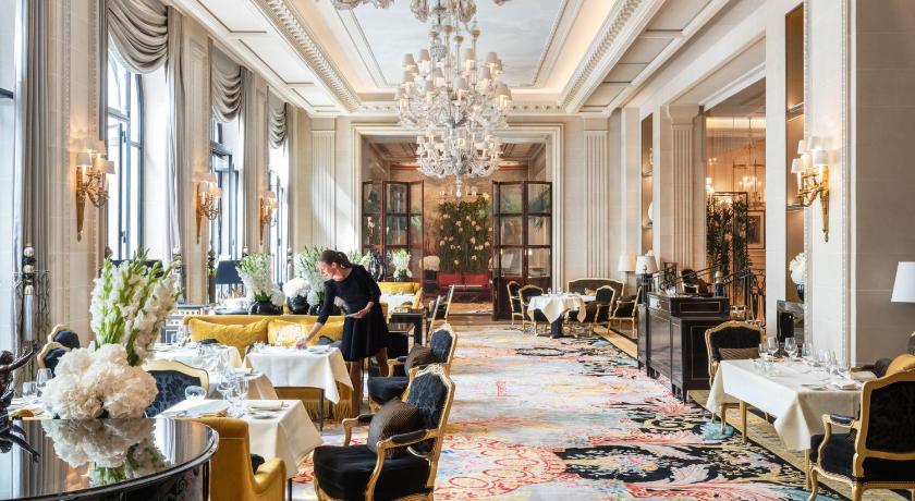 Four Seasons Hotel George V Paris