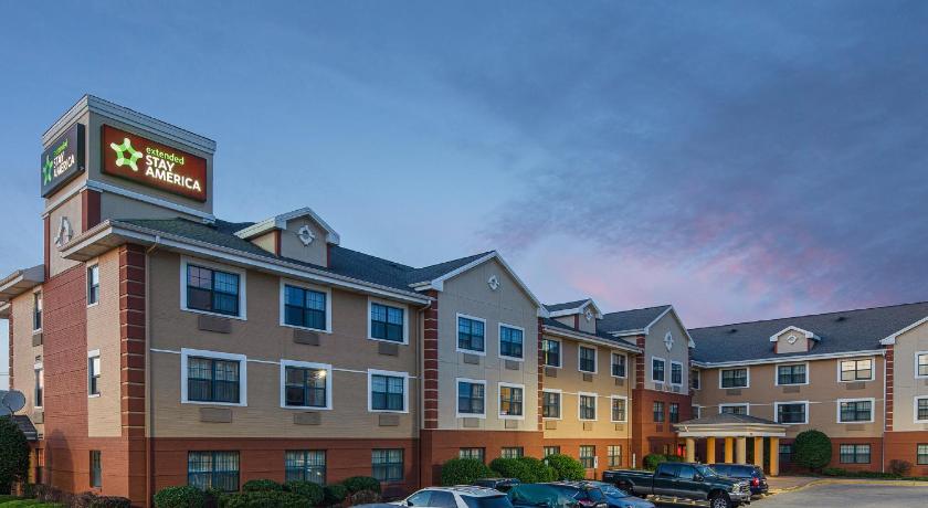 Extended Stay America Suites - Chicago - Woodfield Mall