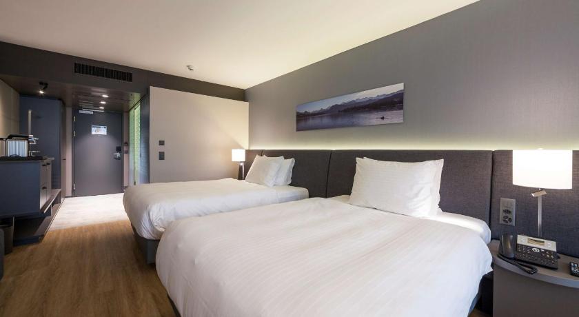 Image of Family Room 7