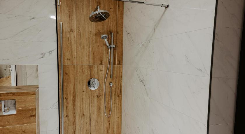 Apartamenty i Pokoje InforesPark photo