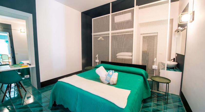 Ninina Boutique Suites — Hotel in Salerno
