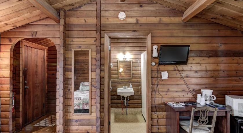 Rib Waters Inn photo