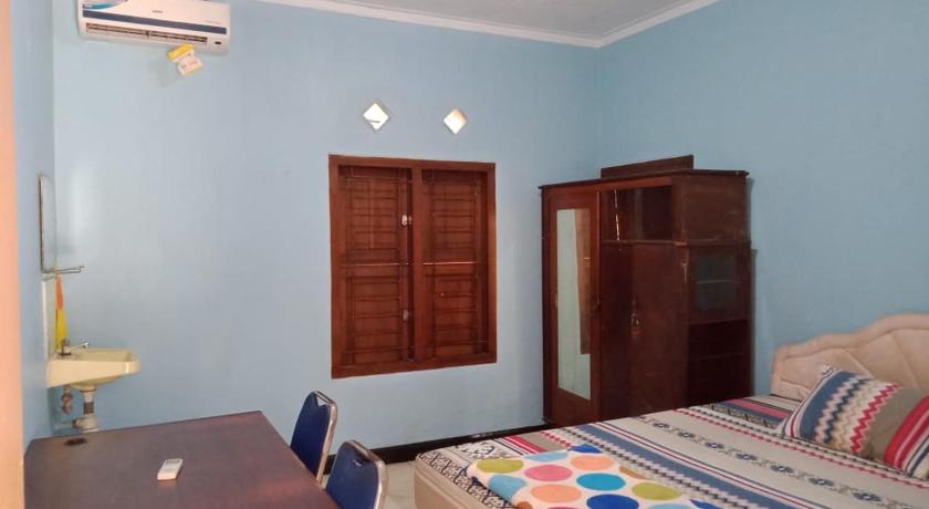 Image of Queen Room 0