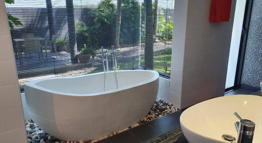Eden Villa Phuket - image 33