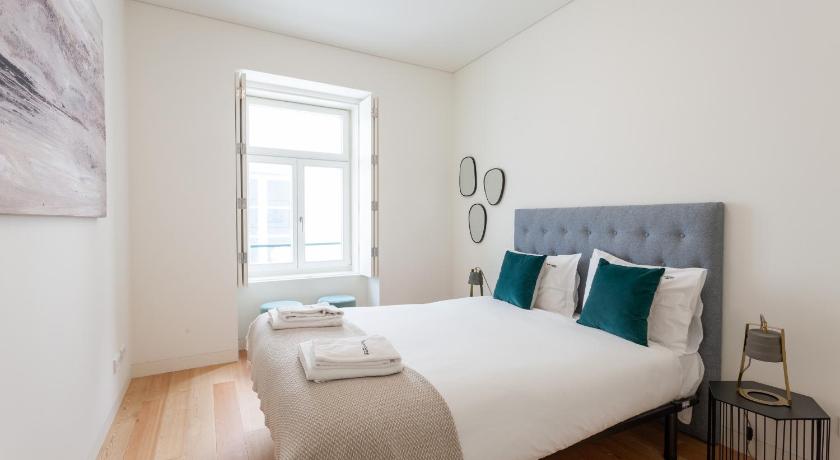 FLH Chiado Central Flat photo