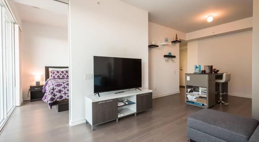 Toronto Richmond 1br Apartment In Toronto On Room Deals