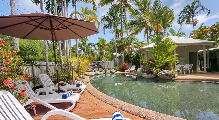 Seascape Holidays at The Queenslander photo