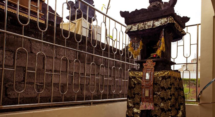 Segara Sadhu Inn Kuta - image 27