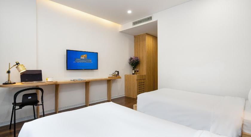 Image of Deluxe Twin Room 10