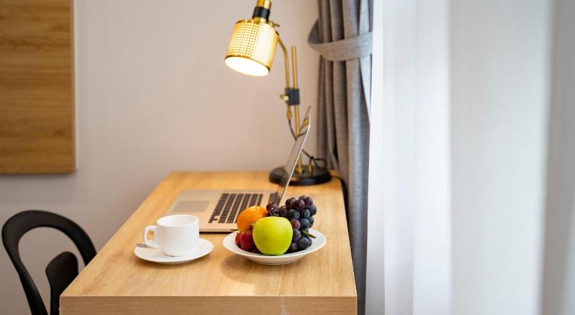 Image of Connecting Room 17