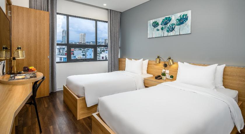 Image of Connecting Room 3