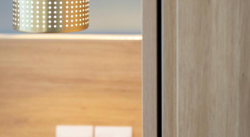 Image of Junior Suite Balcony 14
