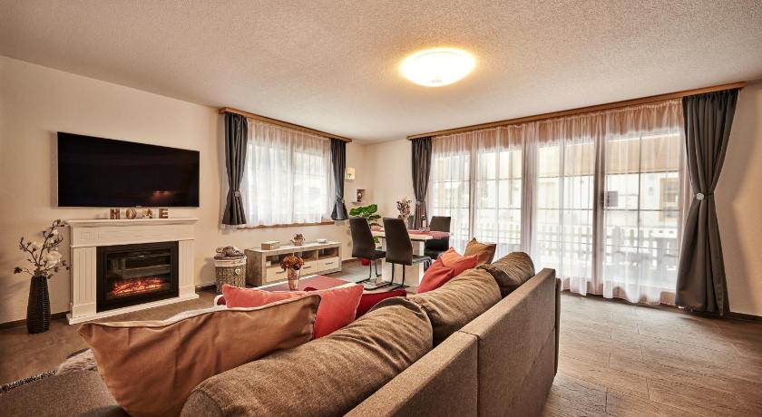 Apartment Breithorn - beautiful waterfall valley home — Hotel in Lauterbrunnen