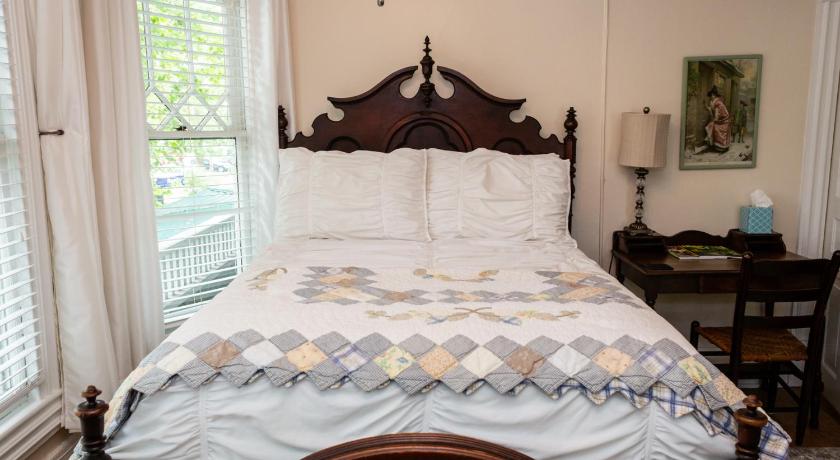 The Charleston Inn photo