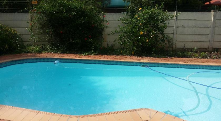 CHARIOTS GUEST HOUSE photo