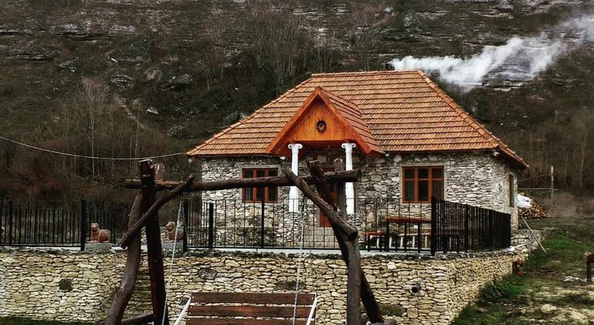 Casa Agricultorului Varzari photo