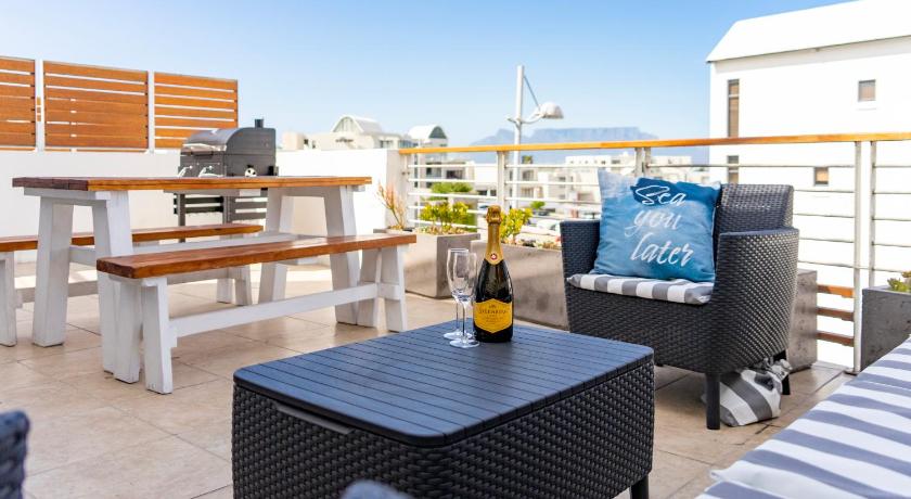 Azure 25 — Hotel in Cape Town
