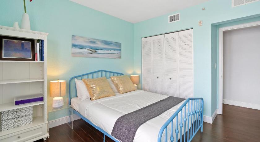 Welworth condo units Miami Beach photo