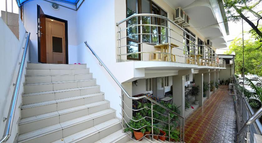 Guest House Korol Lev photo