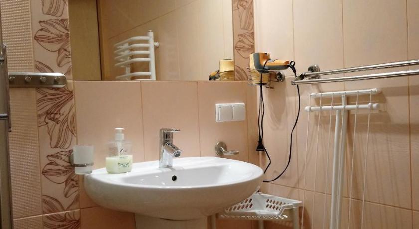 Apartament Radowid 15 w centrum z basenem photo
