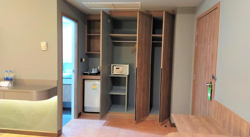 Imagen de Habitación junto a la colina sin balcón (Hillside Room without Balcony) 16