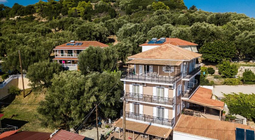 Bratis Apartments photo