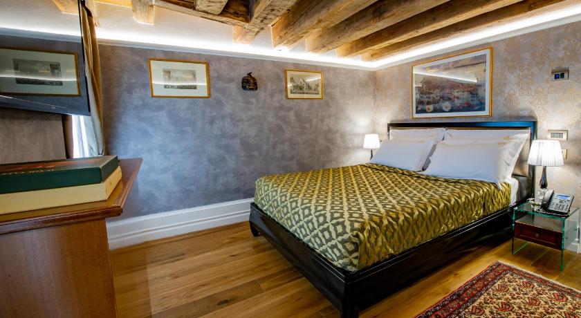 EGO' Residence Venice photo