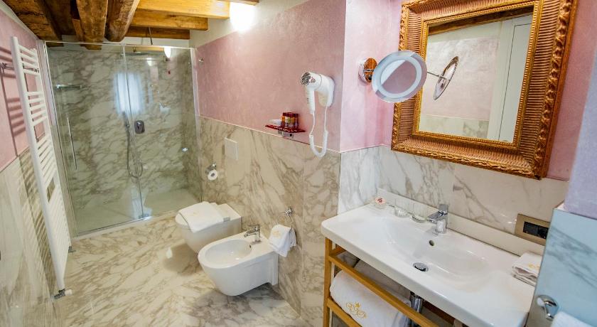 EGO' Residence Venice photo
