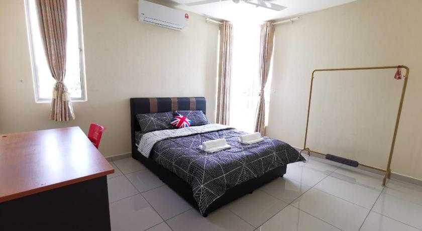Ria Semi-D Homestay photo
