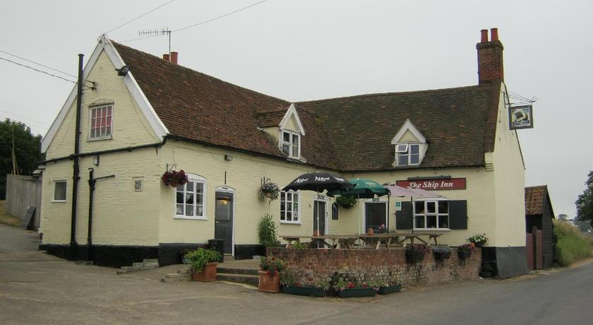 The Ship Inn — Hotel in Blaxhall