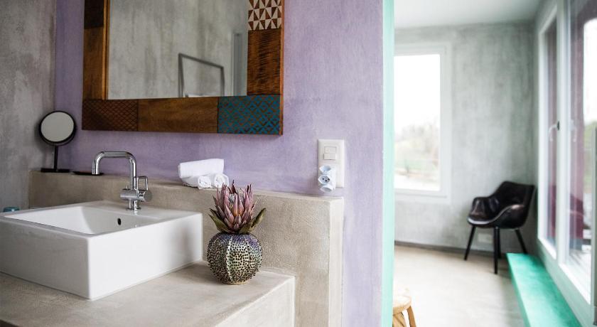 No1 Art B&amp;B — Hotel in Horgen