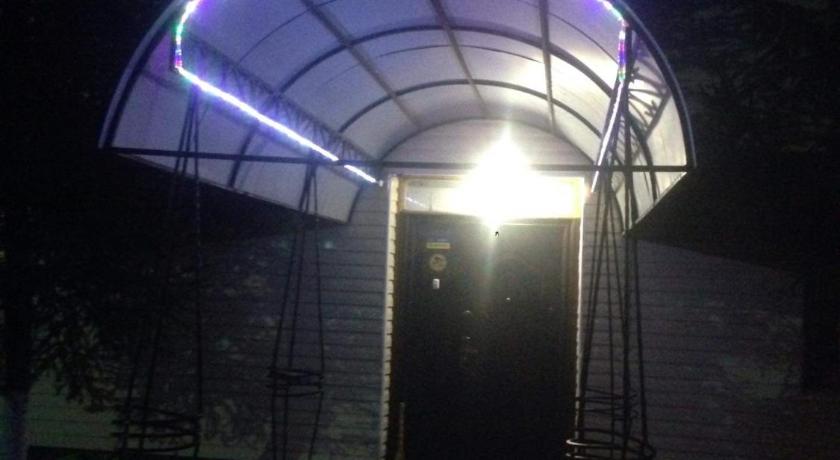 Hotel Gostynnyi Dvir photo