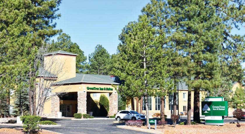 GreenTree Inn and Suites Pinetop