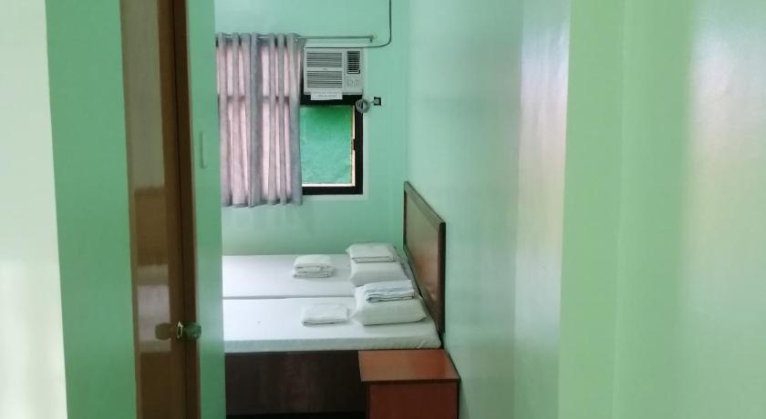 Image of Family Room with Sea View 0